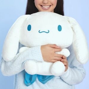 Forever21 x Cinnamoroll Plush Bag